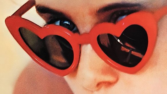 multiversumsite's tweet photo. Oggi parliamo di #Lolita romanzo capolavoro di #Nabokov
Puoi leggerlo qui ►https://t.co/6YmCQLKzsj https://t.co/ApSaeLgGnx