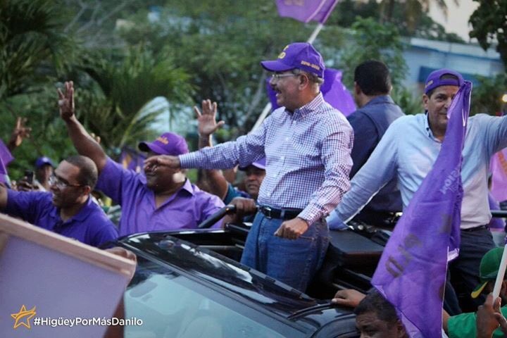 HamletMeloSigue's tweet photo. Higuey quiere 4 años más. @DaniloMedina @Hamletamadomelo @PLDenlinea #VamosporMás #HamletSigue 💜💜 https://t.co/vO9OELuhja