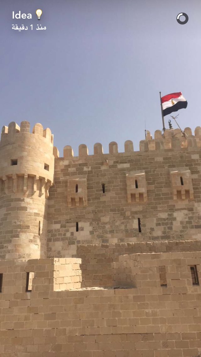 snap_idea__'s tweet photo. مصر عادت شمسك الذهب تحمل الارض وتغترب كتبَ النيلُ على شطه قصص في الحب تلتهب❤️. #سناب_فكرة https://t.co/ph9kdrQBnZ