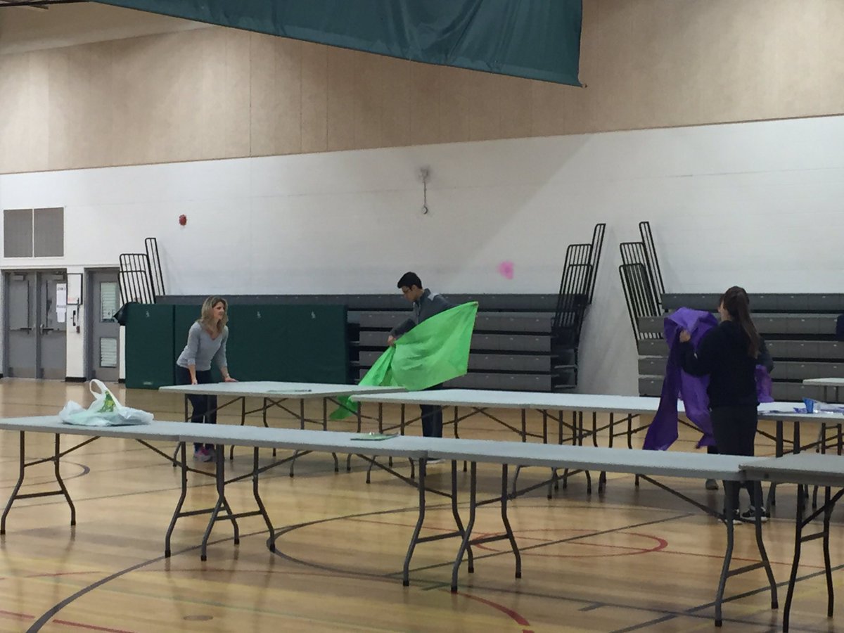 HaltonCResFair's tweet photo. Set up crew for Halton com resource fair! @HaltonDSB today 10-2 CKSS! https://t.co/gVgdvKrbv9