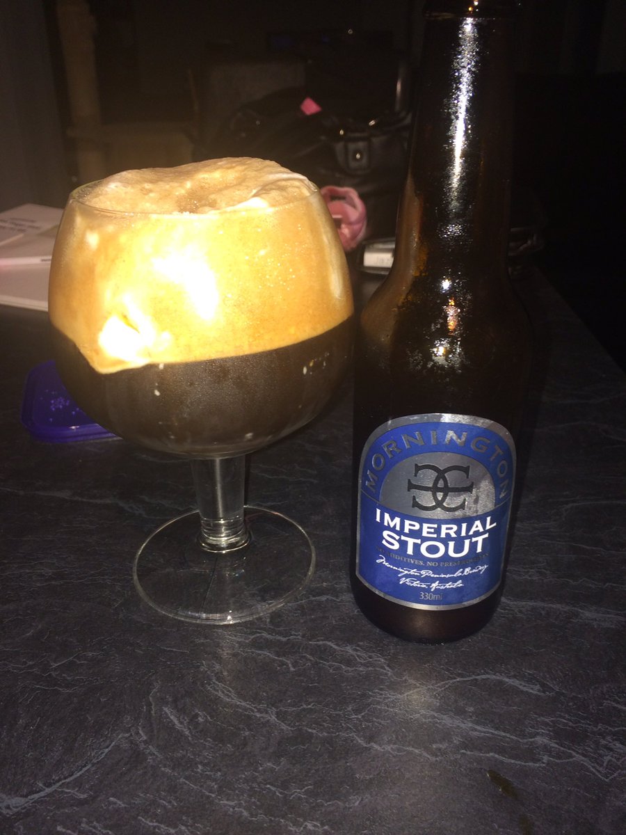 MatthewBeggs's tweet photo. Well this happened @MelbDave and it was off the charts good. @mpbrew 2013 imperial stout 👍👍👍 #stoutfloatnight https://t.co/uQGumKMcRR