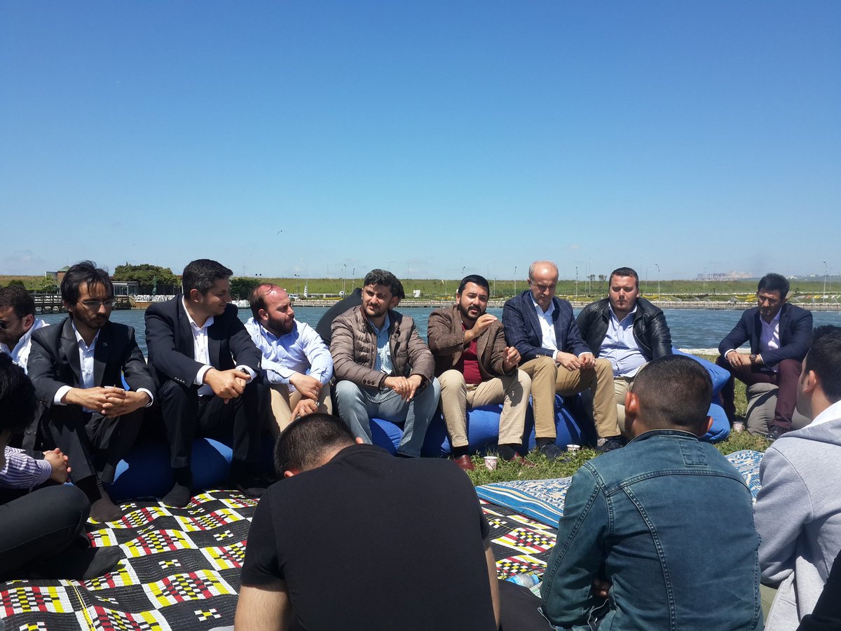 #GençAnayasaForumu İl Başkanımız <a href="/tahaayhan/">Taha AYHAN</a> katılımı ve yoğun katılım ile ilçemizde devam ediyor.