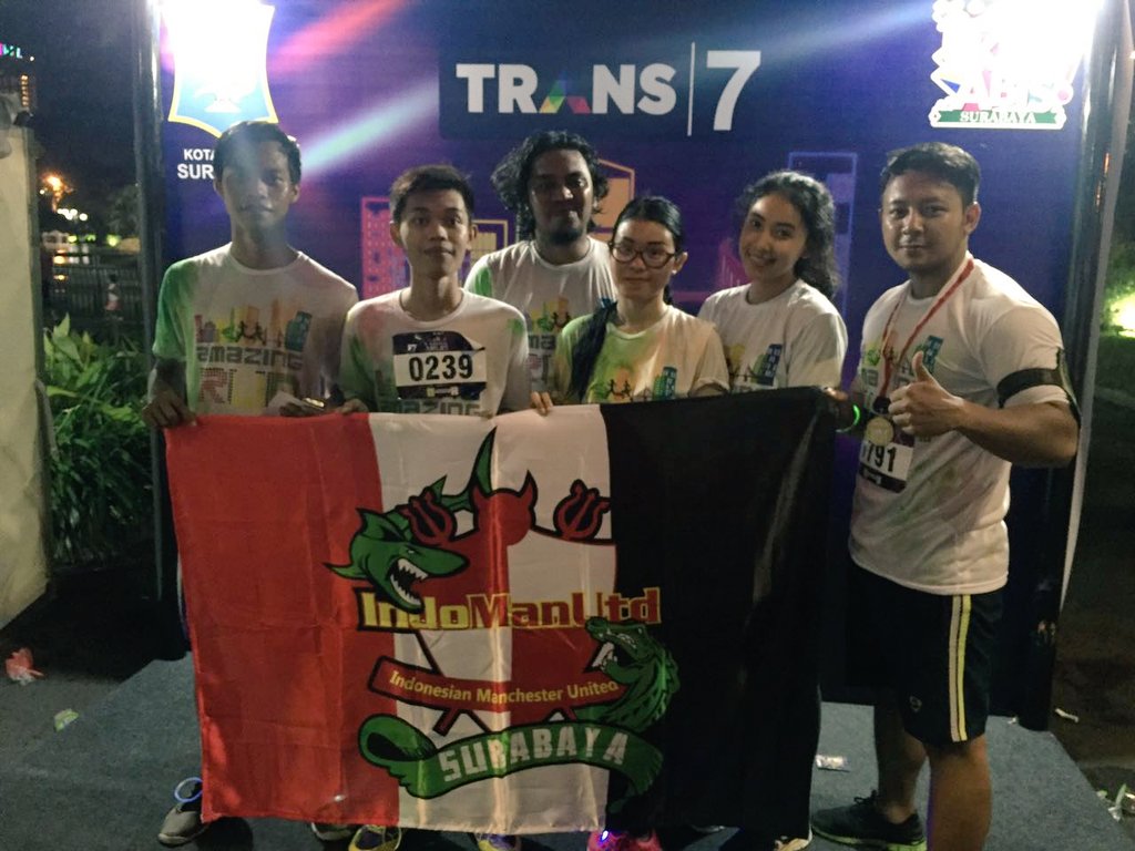 IMUgirlsSBY's tweet photo. Ciyeeee yg abis lelarian ~
We'll keep the Indomanutd flag flying high 👏👏
#AmazingRunSBY https://t.co/UG5xZwWBJg
