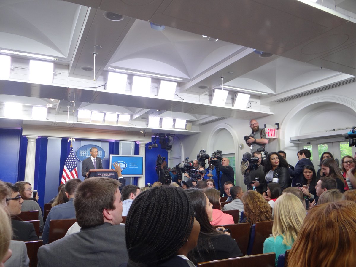 AlexMarieOSU's tweet photo. Check out my story about the first-ever #CollegeReporterDay and @POTUS's surprise visit https://t.co/VYTAhN9bKs https://t.co/zPTe0LvxDt