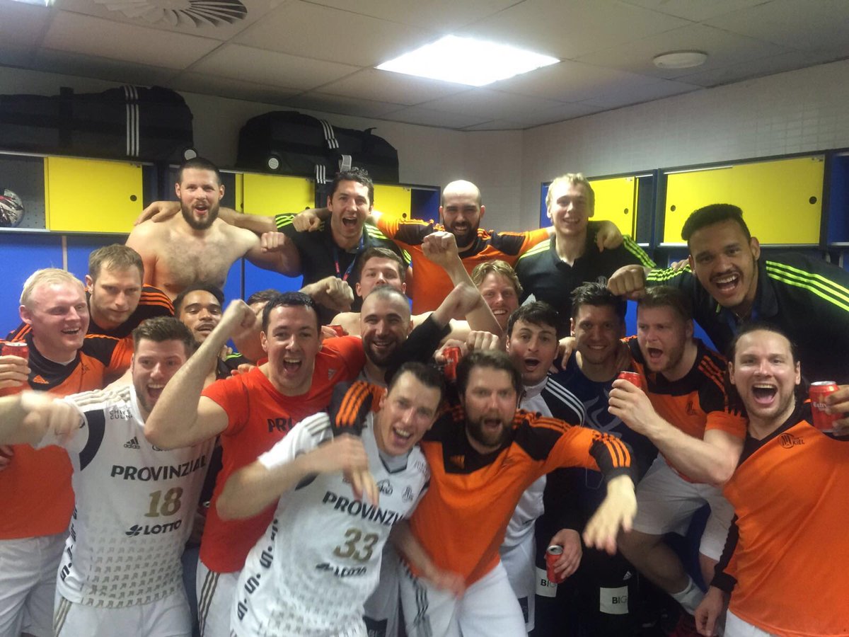 blazenko6's tweet photo. Nakon dugo vremena final4 Köln Nach lange lange Zeit wieder Köln. 👍👍👍👍👍Jungs https://t.co/N86WCm13Bo