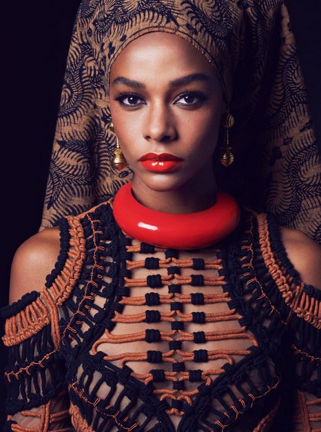 SunAntilles's tweet photo. 16- Karly Loyce, mannequin, Martiniquaise. https://t.co/ao0MwySESr