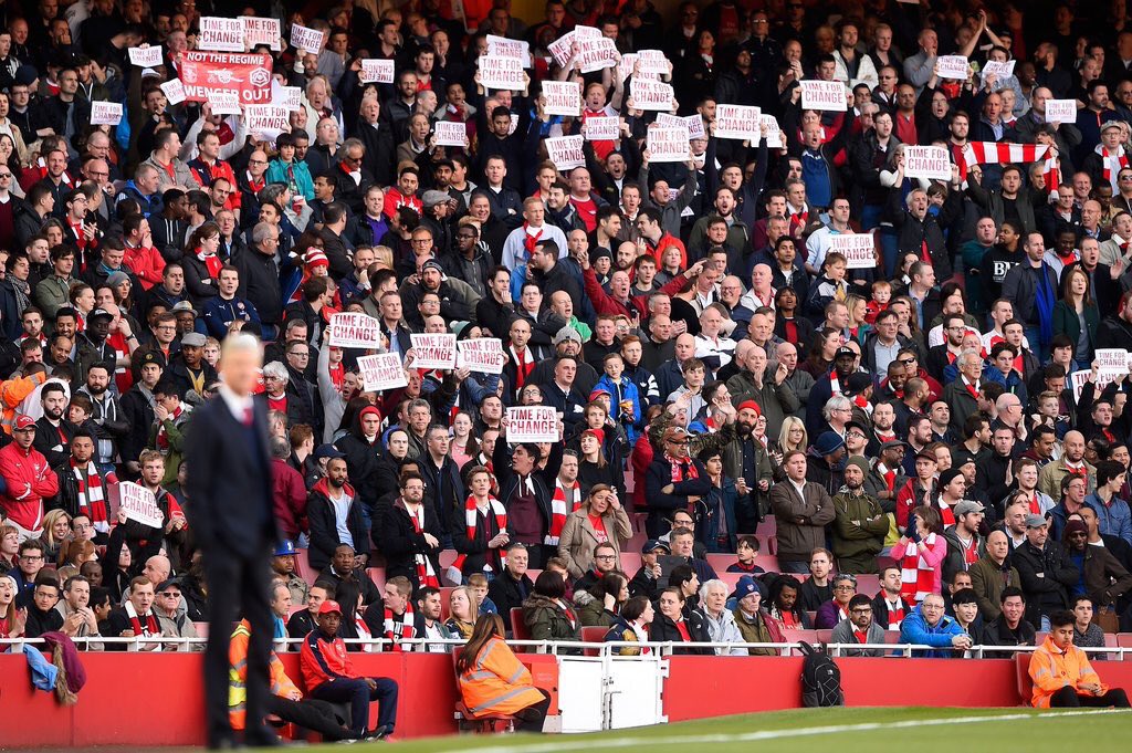 Se cansaron los hinchas del Arsenal?
Ya se empiezan a ver voces de inconformidad con Arsene.