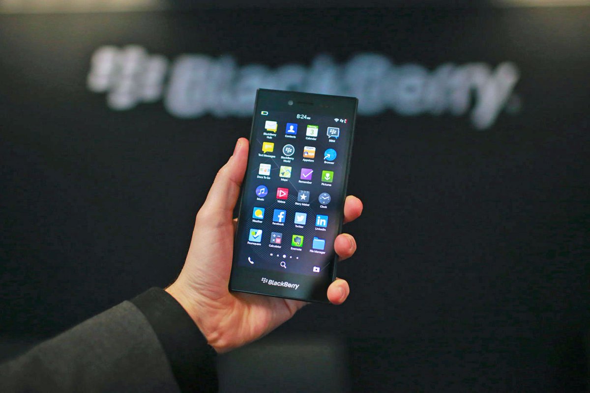 starpointemgr's tweet image. Did #BlackBerry’s #CEO gave up #encryptionkeys? engt.co/1MGlptL