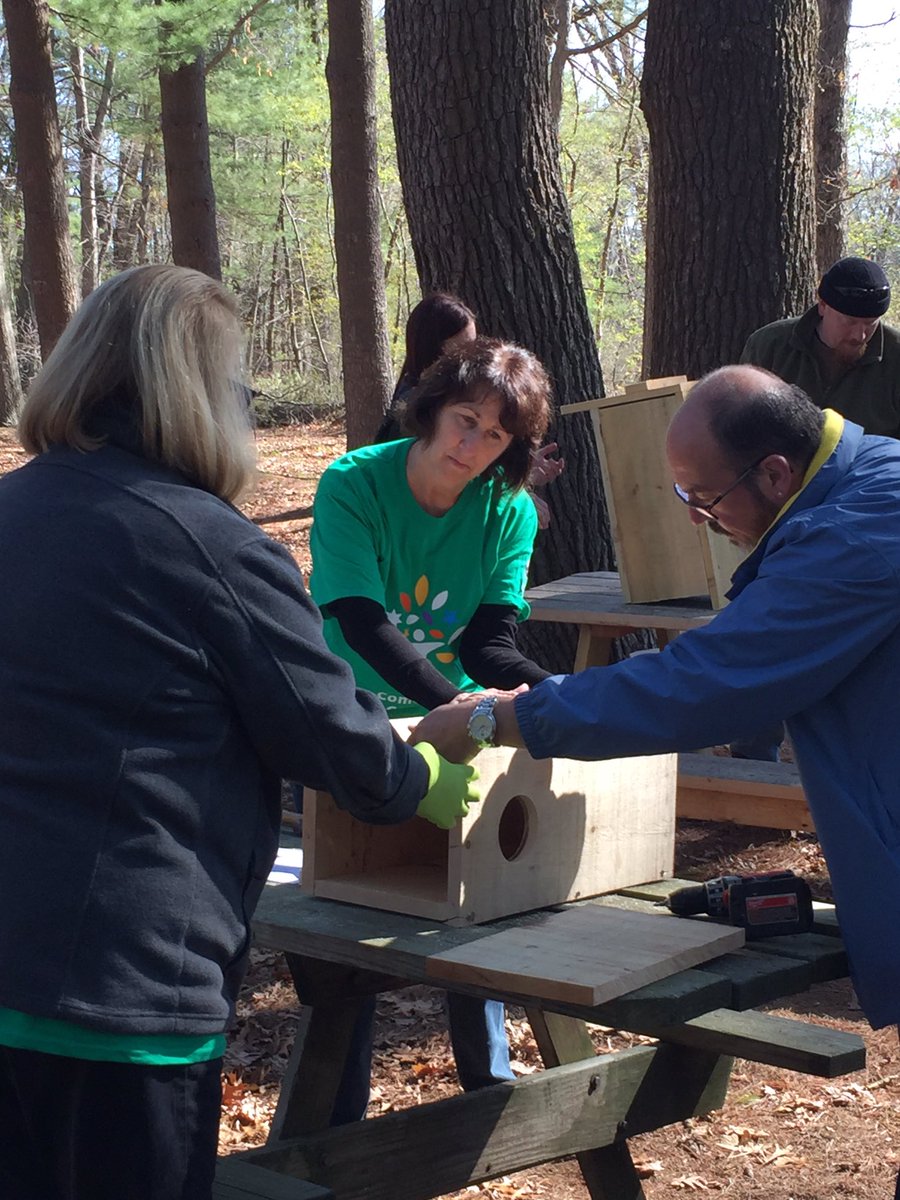 Carlina (@cmcarlina) on Twitter photo 2016 Comcast Cares Day was so much fun. Building duck houses. <a href="/ComcastNewEng/">Comcast New England</a> @comcastcares 2016 Comcast Cares Day was so much fun. Building duck houses. <a href="/ComcastNewEng/">Comcast New England</a> @comcastcares
