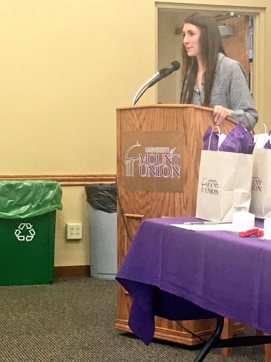 LPH_UMU's tweet photo. Distinguished alumna, Kelsey Tomlinson, giving her perspective on college and life after college! https://t.co/47V05BMTrH