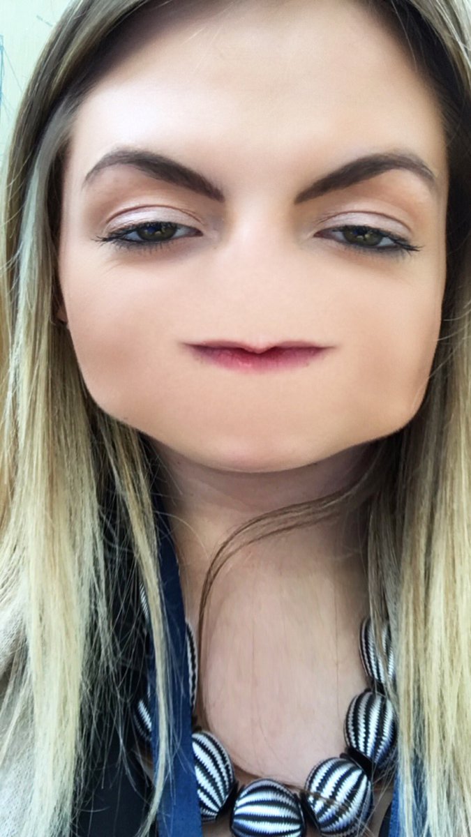 Cornwallinterio's tweet image. Thanks for teaching us the #instragramfilters @leesearle #whathaveyoustarted #cornwallhomeshow 😊😊😊