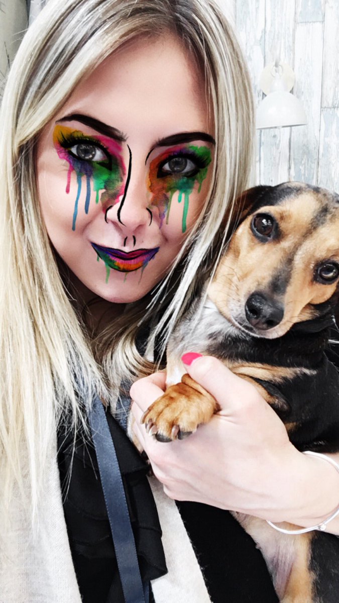 Cornwallinterio's tweet image. Thanks for teaching us the #instragramfilters @leesearle #whathaveyoustarted #cornwallhomeshow 😊😊😊