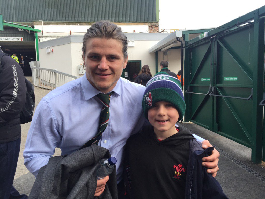 icb_bttuk's tweet photo. Great to meet the awesome Harry Thacker @LeicesterTigers #tigersfamily #reactiontotheaction https://t.co/Nu1f98l9iZ