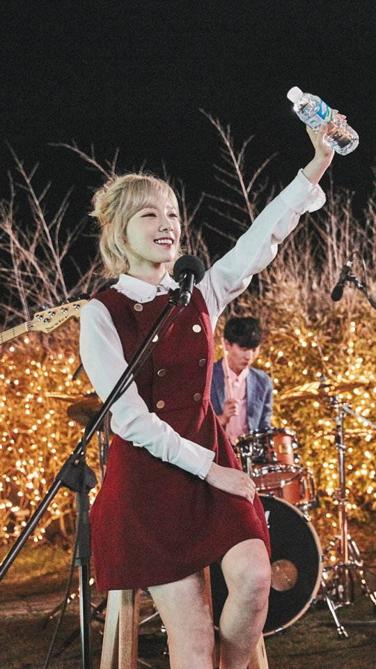 SMTown_SNSD's tweet photo. SNSD Taeyeon - "Jeju SamDaSoo" Promotion #3 https://t.co/QDIIHz8MXM