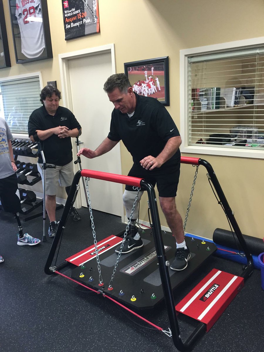 OSPTKY's tweet photo. Our clinic in Nicholasville hosted a running clinic w/ Kenney Orthopedics - here are a few quick shots! https://t.co/qJ5fyZjhKQ