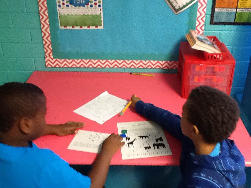 WoodhillES's tweet photo. Small group work is going strong this Saturday! #dedicated #gcsk12 https://t.co/pC1dQfevIi