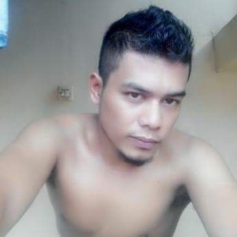 EdoAji5's tweet photo. Yu yg minat pijat pull body hub wa 085891384576 bisa incall or autcall.almt jln rawajati barat2 blkng aprtmn klibta https://t.co/AgfUk2nlq2