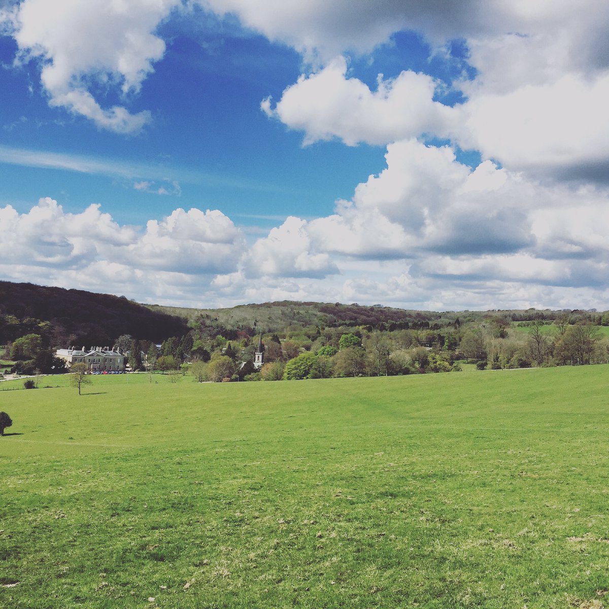 peacockbird's tweet photo. Bank holiday loveliness #Stamner https://t.co/QfMNNqtkxI