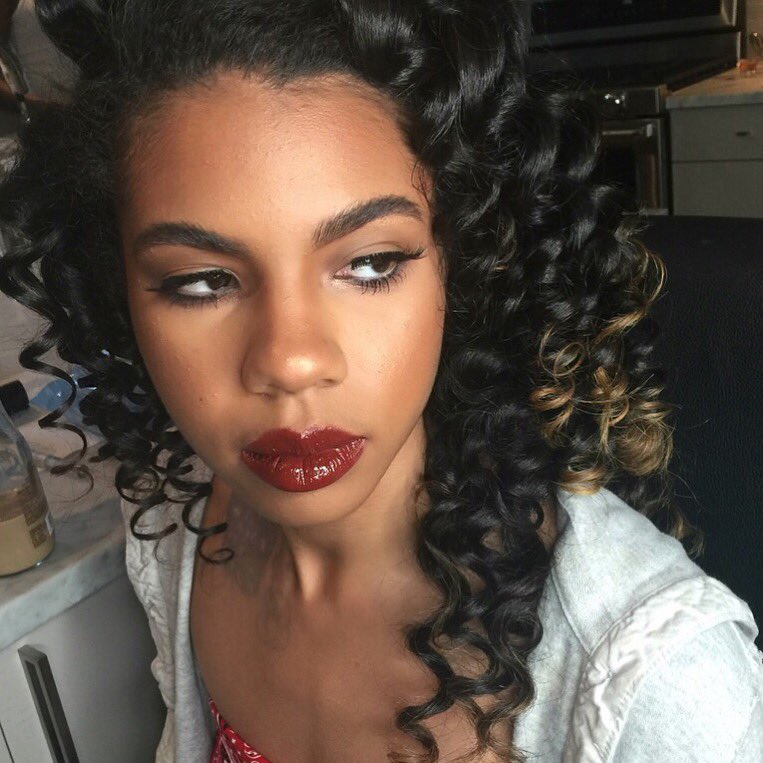 ethereal__'s tweet photo. BTS #Karlaeswim 🌹 #MSMakeup https://t.co/nJWGY5aEJD