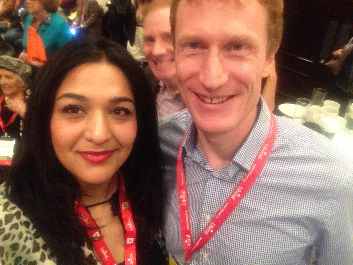 meenalaregina's tweet photo. @liberal_party #lpcq is like meeting old family & friends! #Montreal https://t.co/NbgNyNAntm