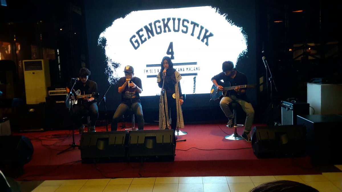 Perform di Grand Final Gengkustik 4 <a href="/RadioKencana/">Radiokencana</a> 🎉🎉🎤🎤