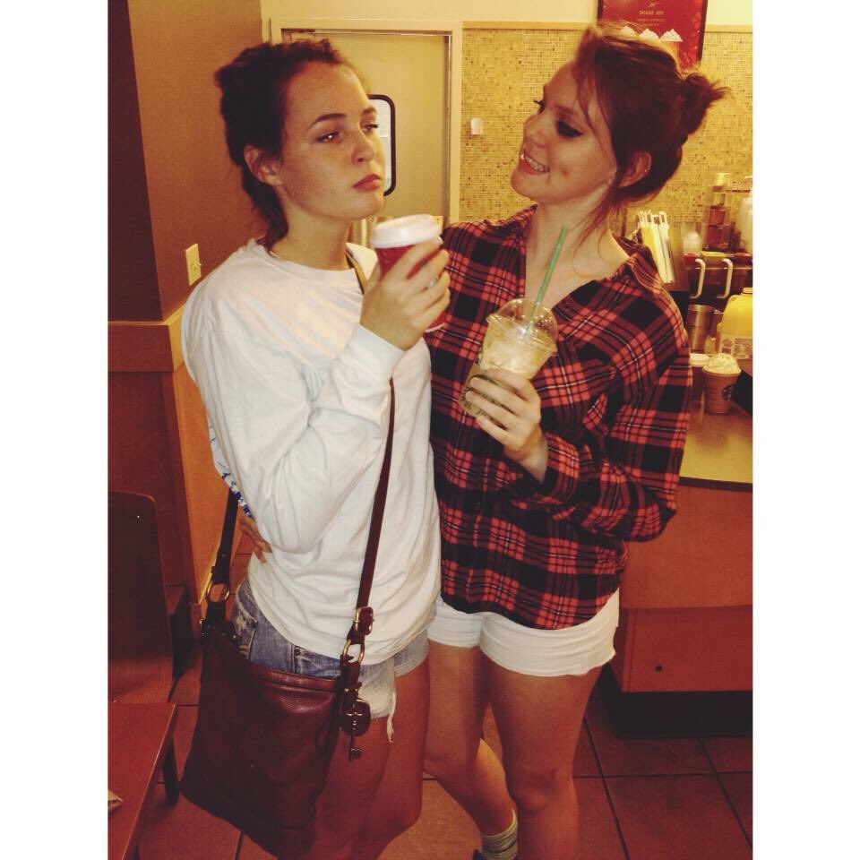 ashlynnkutcher's tweet photo. happy birthday to THE @Isabellebgrier thanks for being u :) love ya 5ever β€οΈβ€οΈβ€οΈ #bohohobo https://t.co/nzoEOur9s0