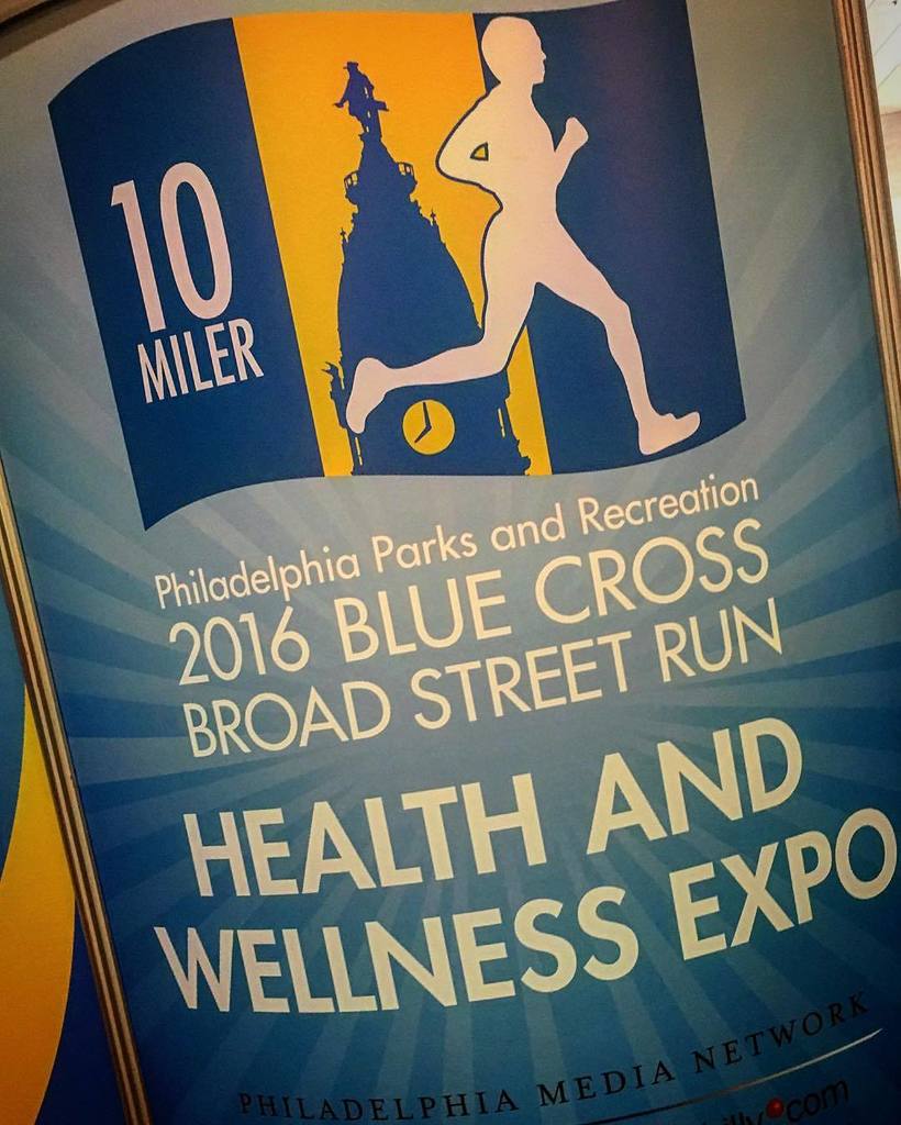 lowandslowteam's tweet photo. Here we go...bib picked up...expo done...five years running! #determination #iamlast #lowandslowteam #broadstreetru… https://t.co/bIl9e7vqs7