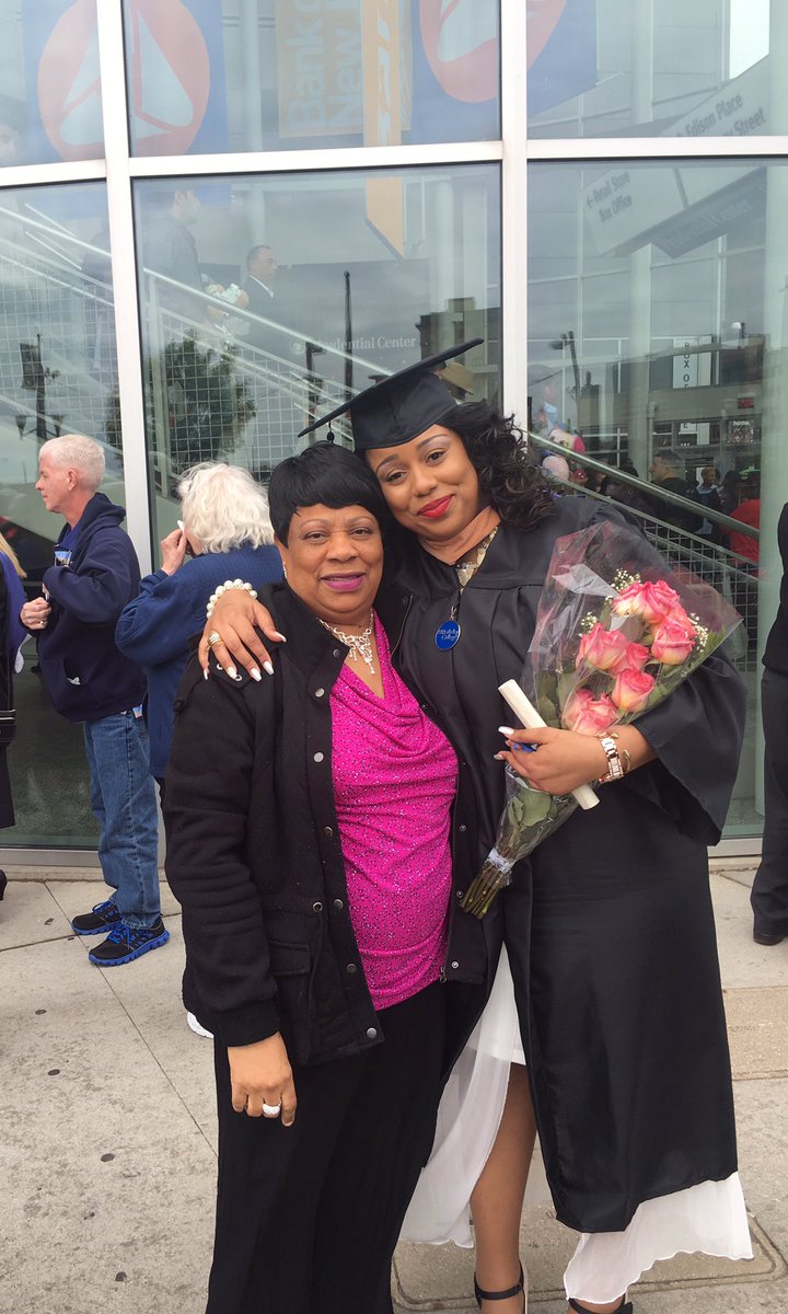 mzzdivacherri25's tweet photo. @BerkeleyCollege #BerkeleyGrad2016 https://t.co/0EStPwYpzC