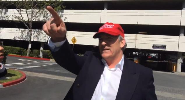 Mexican supremacists attack Trump supporter in Burlingame VIDEO