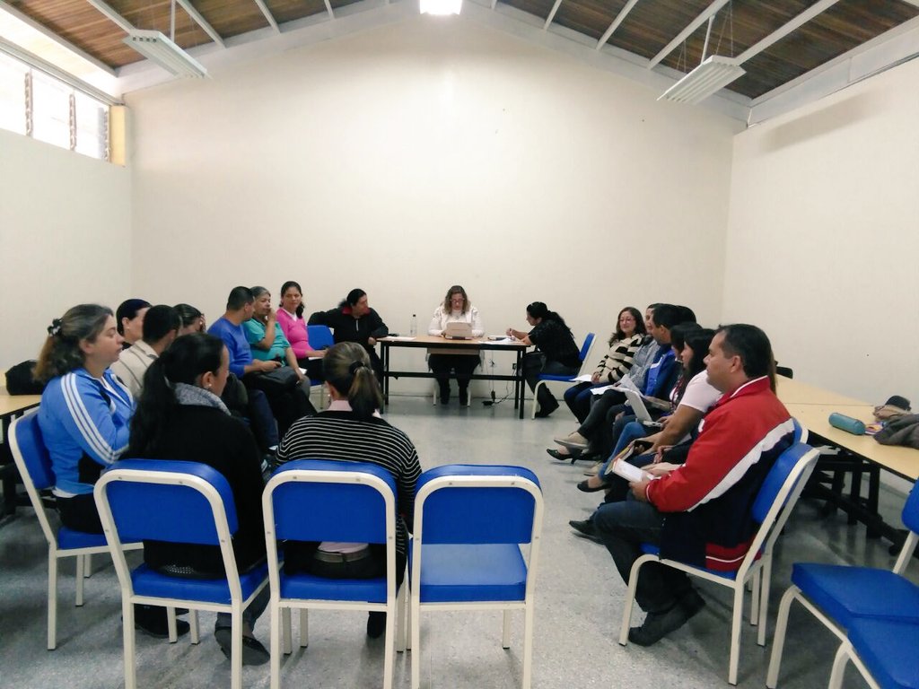 UENAADRIANI_Jau's tweet photo. Congreso pedagógico circuital.. Colectivo Institucional presente. #congresocircuitaltachira @SalaSjauregui https://t.co/59cD3o2ZTL