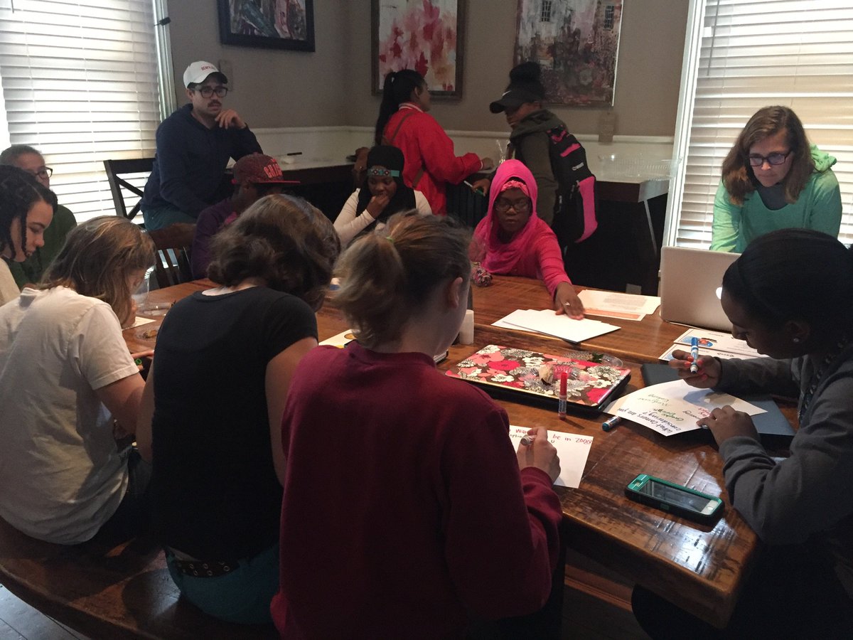 nashtechcouncil's tweet photo. Last day of @CodeRoadClub, the girls collaborate on an infographic telling their story of their tech interest. https://t.co/1zjUxnGsK1