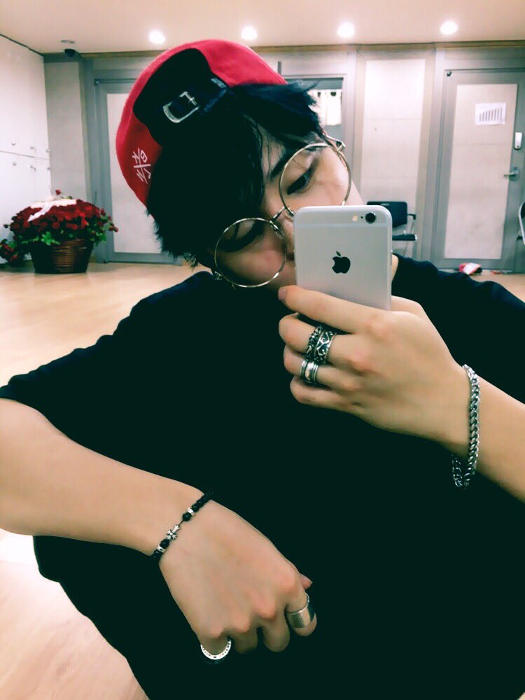 BTS_twt tweet picture