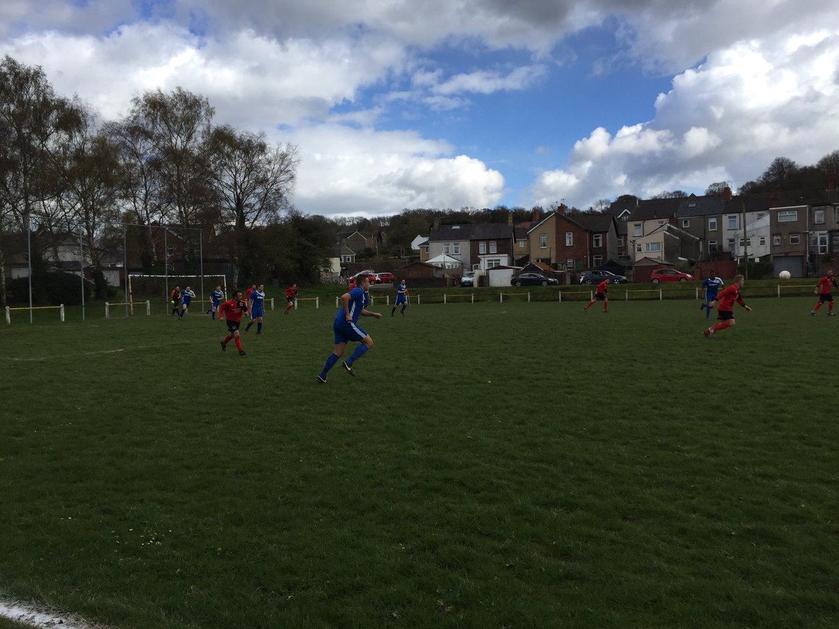 NptCorries's tweet photo. 1st lead 4-1 with 10mins left. 2 great goals from @Beckett96 1 for @roytheboy8 (not fletch) &amp; 1 for @jack_oshea25 https://t.co/hSwmtWfXkr