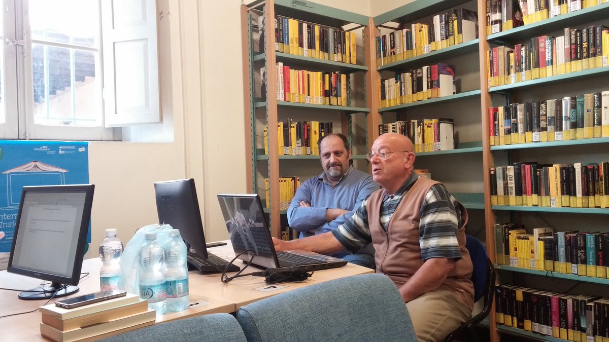 uielinux's tweet photo. Un altro divertente sabato di facilitazione digitale alla biblioteca di #Savignano s/R. @pane_e_internet https://t.co/7r5tGUpXNf