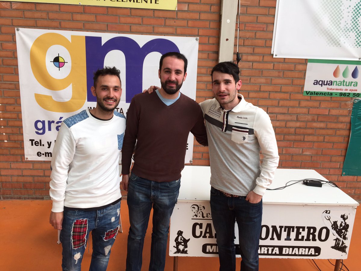 SanClementeFS's tweet photo. Comenzamos el calentamiento. Hoy con 3 apoyos muy importantes @JavierMontoyaKM @calle3 @Pabler_AR3 https://t.co/s84tPhJhVu