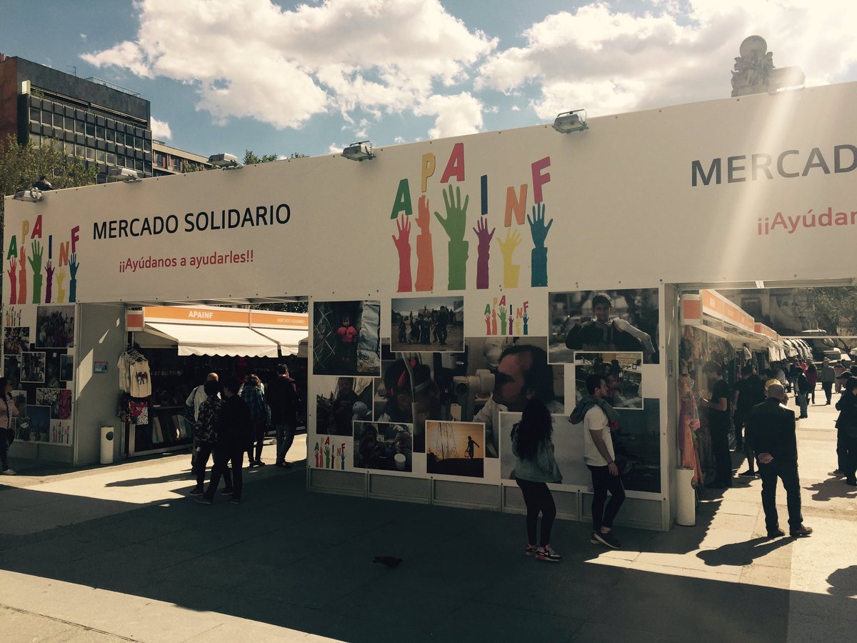 pelilosan's tweet photo. @ONCE_oficial contribuyendo en el Mercado solidario de #APAINF https://t.co/IqTvy00pdU