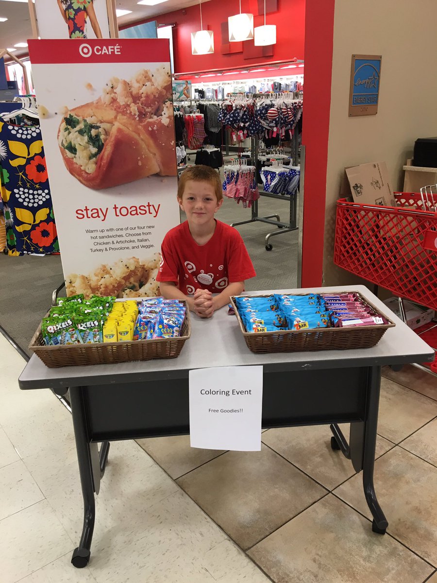 edea102910's tweet photo. Come to Target for some coloring fun!! @robisonsteph @31ginja @SimmsKrystle @25chili #1104 #coloringisfun! https://t.co/yveMjDTDta