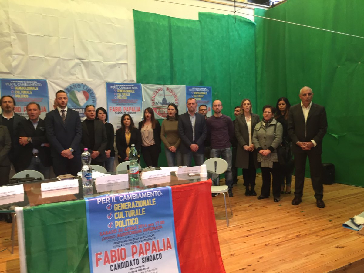 LCiocchetti's tweet photo. #fabiopapaliasindaco con #barbaliscia e #dicocco a #Genzano .@pietrosbardella @GiancarlRIGHINI #libanori https://t.co/kG3iNRiqRT