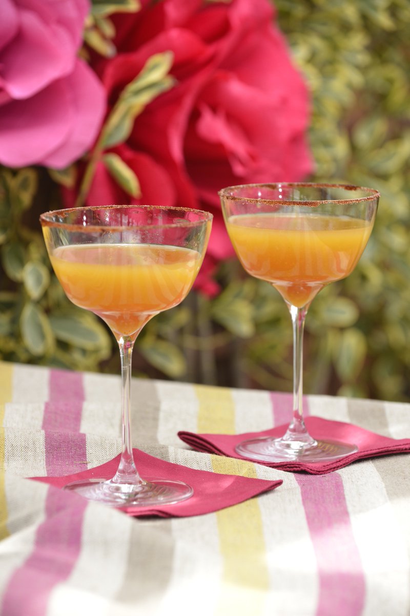 gzchef's tweet photo. One of my favorite drinks, the mango picante. Make your own or try mine at @thenationalct! #TheKitchen https://t.co/ya9iQI6N6K