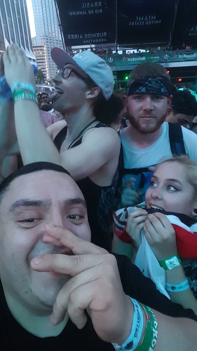 JeromeDouble_U's tweet photo. @HARDFEST #Festgoals #HARDentry https://t.co/gHt5XO4qa4