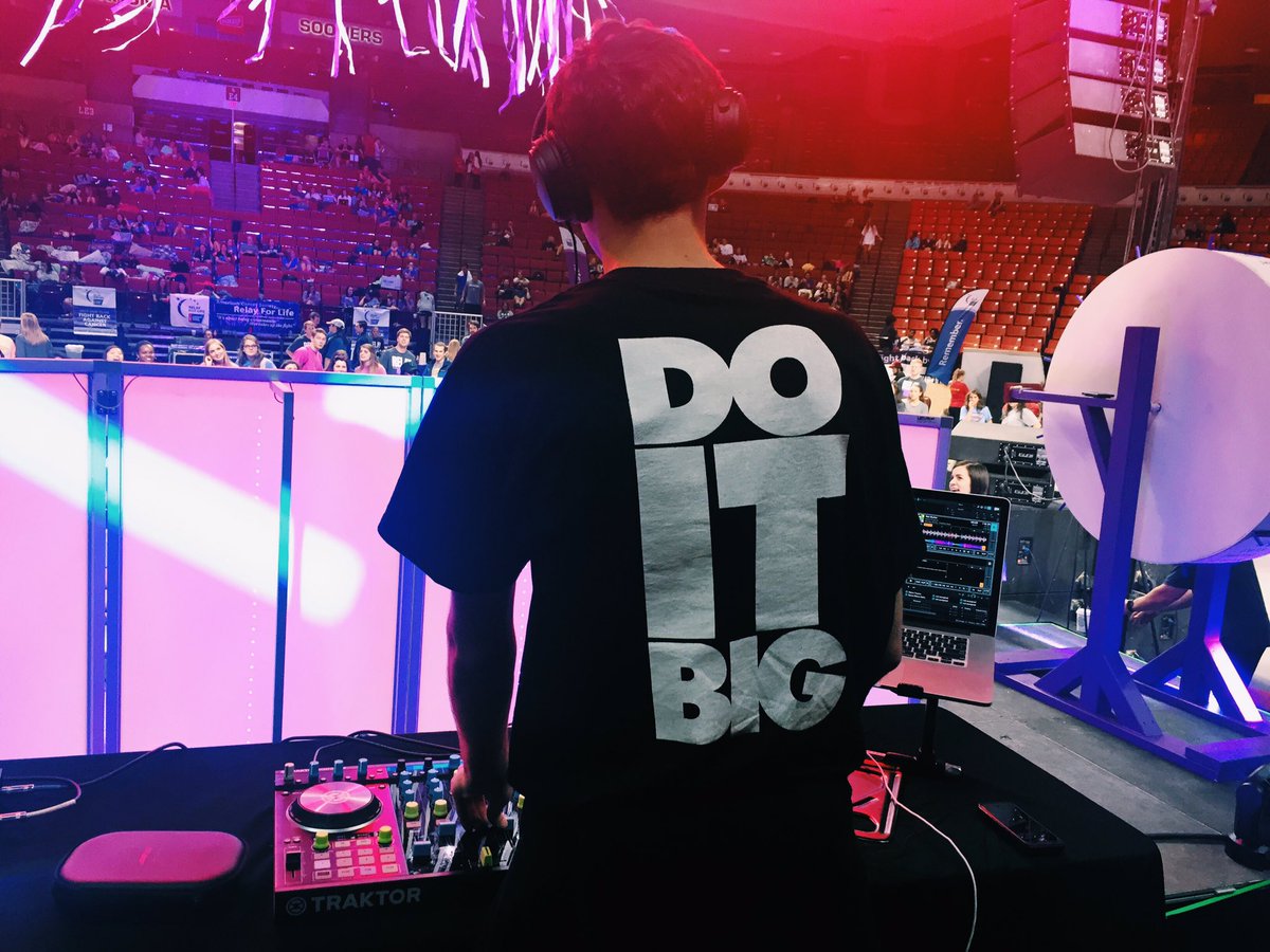 doitbigstudios's tweet photo. So excited to be apart of this year's Relay for Life event. Fighting against cancer, Do it Big style. https://t.co/JaVOH6CLFs