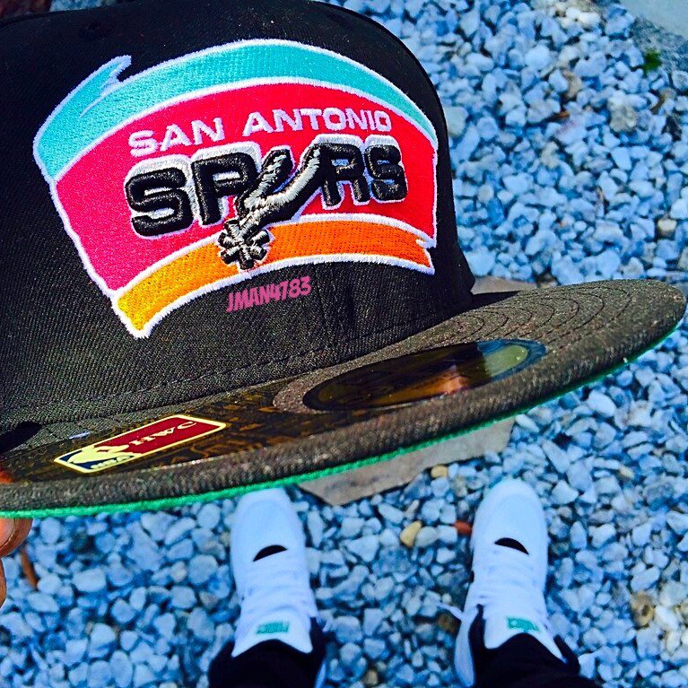 Stealth783's tweet photo. #LETSGOSPURS #SpursNation #Nike #NewEra #PlayOffs #WDYWT #TodaysKicks #CommandForces #Spurs #SwooshLife GAME 1🏀 https://t.co/a0SbQH3xrX