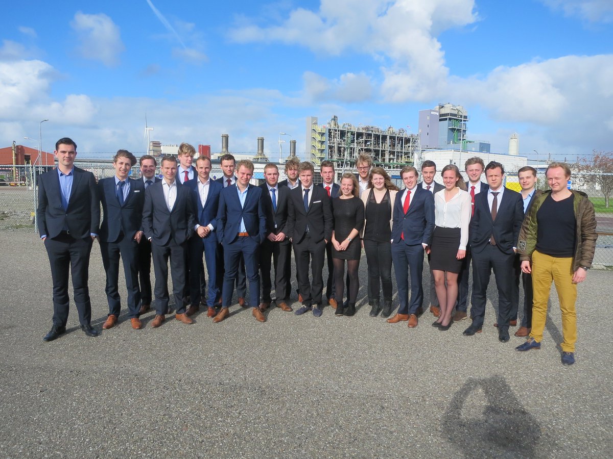 temagroningen's tweet photo. TeMa organized a inhouseday at @StorkTS where students had the chance to make a challenging case and get a tour. https://t.co/wSupIBVsYv