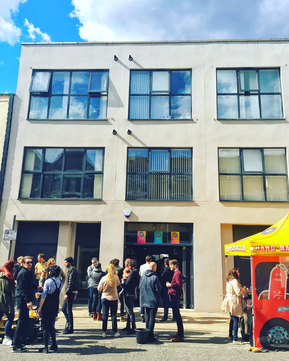 BestCoffeeApp's tweet photo. @WorkshopCoffee buzzing for #2016ace English Aeropress chamionship https://t.co/gM4qGSqAL0
