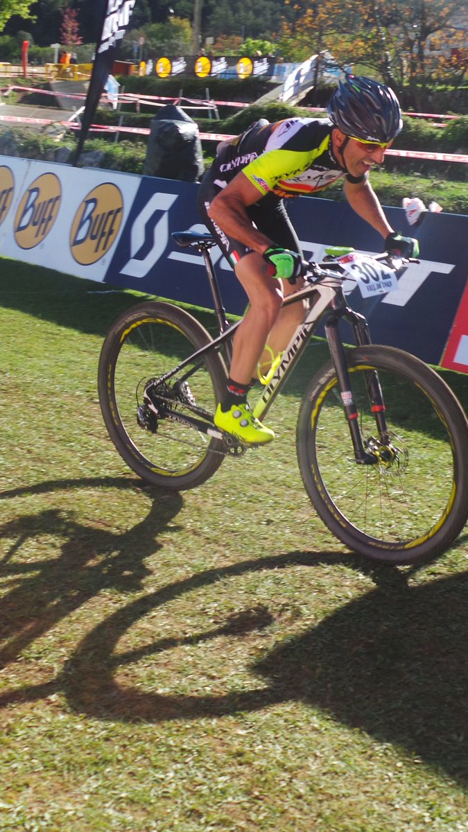 Guerrero gana por mikesimas (9:01) a Jurado en máster 30