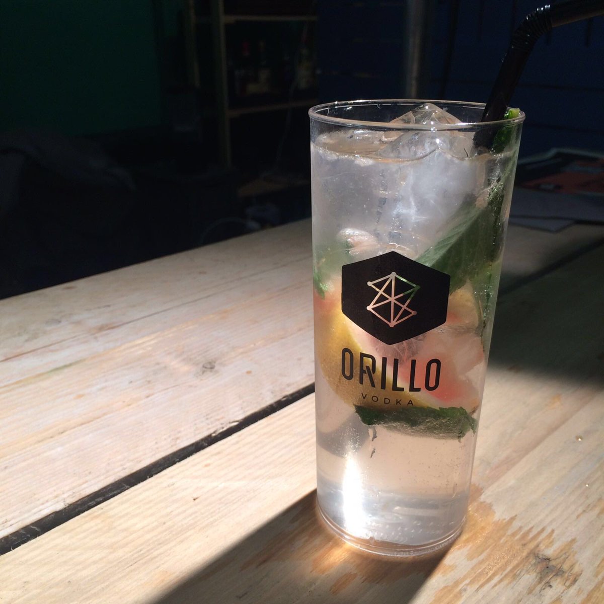 OrilloVodka's tweet photo. Come try the Frisky Frolic cocktail down at @FeastinYork this weekend. Orillo vodka, tonic &amp; elderflower #Orillo https://t.co/D9cQUr8iGU