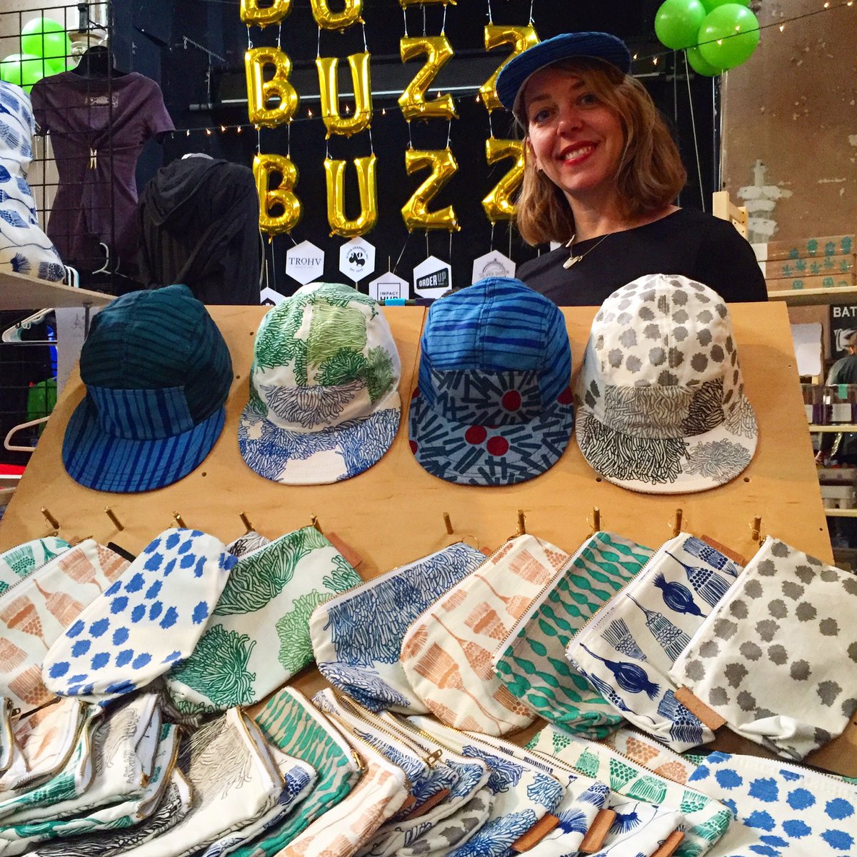 RadicaTextiles's tweet photo. At 2640 until 5 today. Come say heyyyyy! #buzzmakermarket https://t.co/DzUTUuy4Lc
