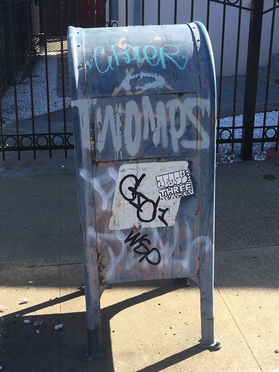 cfarivar's tweet photo. What up #Twomps #Oakland https://t.co/TBB8iXOtM9