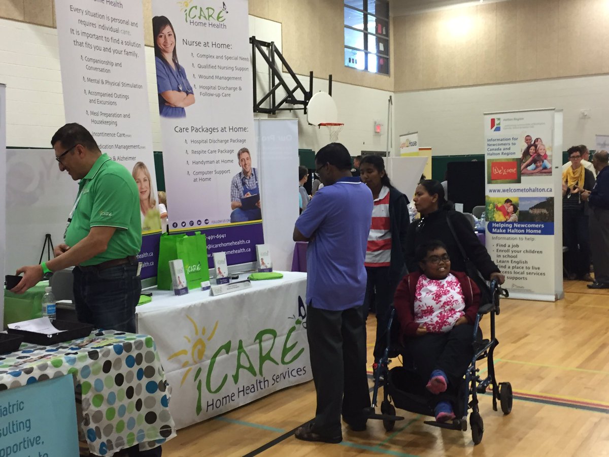 HaltonCResFair's tweet photo. Thanks to @MH_CCAC @iCare_Health @HaltonDSB  appreciate all your passion to support Halton! @IntrigueMilton https://t.co/fIhbsOY1Ue