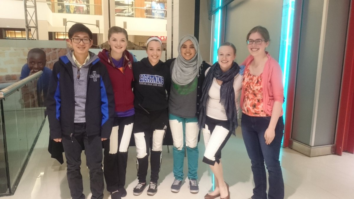 Evelynsychan's tweet photo. I couldn't be prouder of the @HHHSrdpsd Trauma Queens! Great job! @stjohn_ab #savealife2016 https://t.co/qdRBEFs6A1